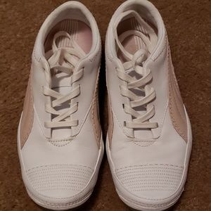 Womens puma sneakers